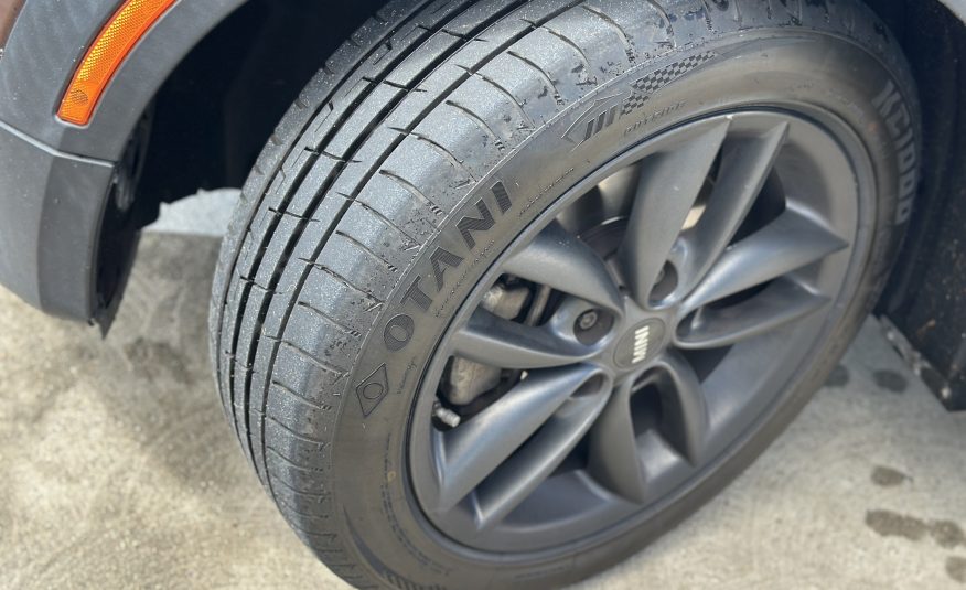 2013 MINI Paceman