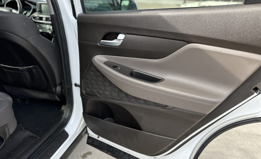 2019 Hyundai Santa Fe SE