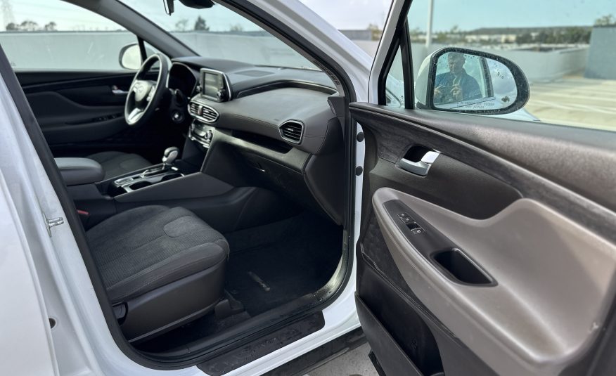 2019 Hyundai Santa Fe SE