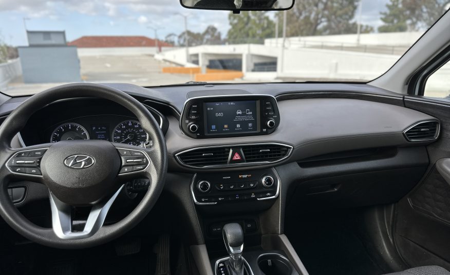 2019 Hyundai Santa Fe SE