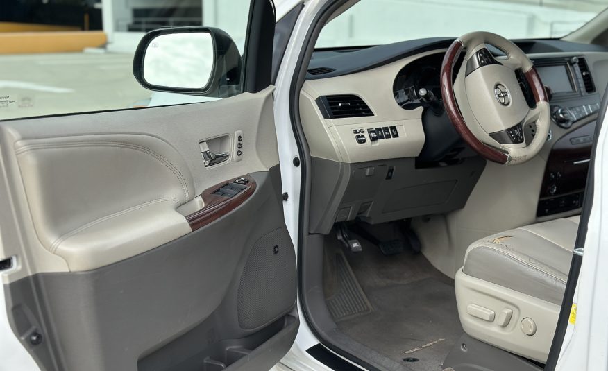 2013 Toyota Sienna Limited