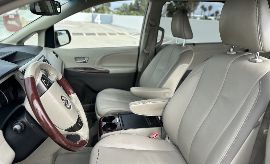 2013 Toyota Sienna Limited
