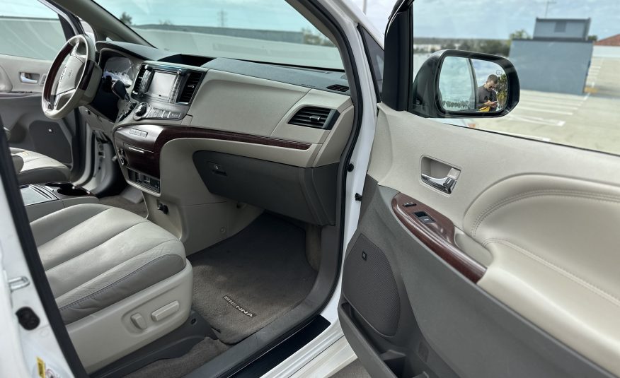 2013 Toyota Sienna Limited