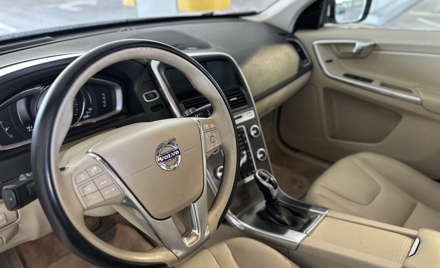 2015 Volvo XC60 T5 Platinum