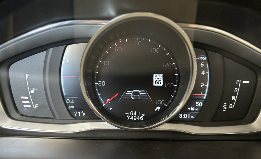 2015 Volvo XC60 T5 Platinum