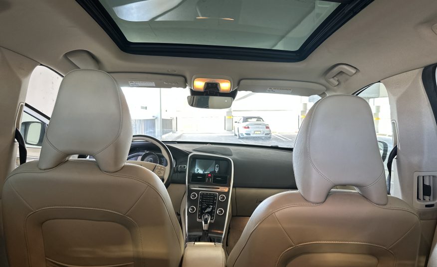 2015 Volvo XC60 T5 Platinum