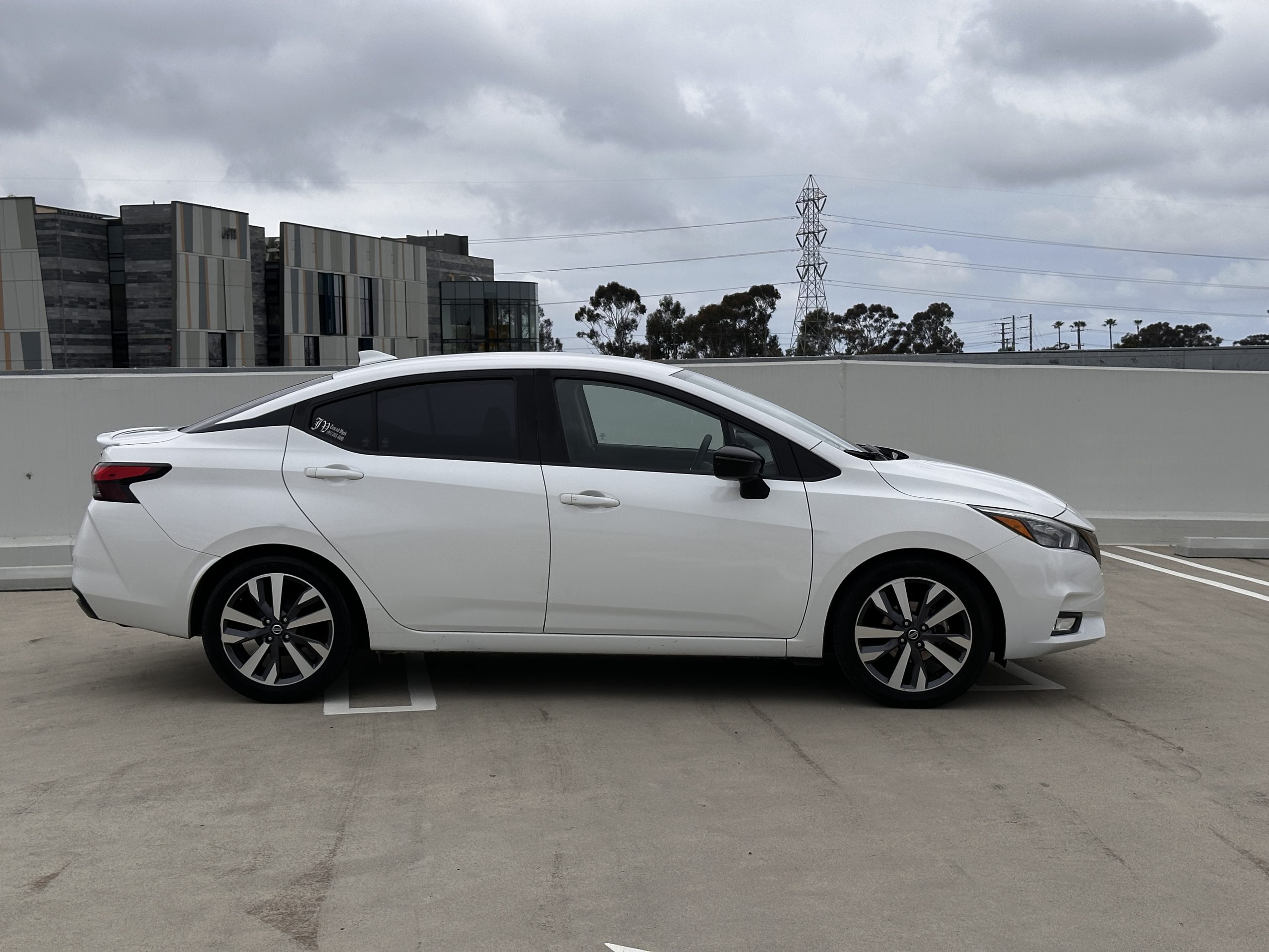 2020 Nissan Versa SR
