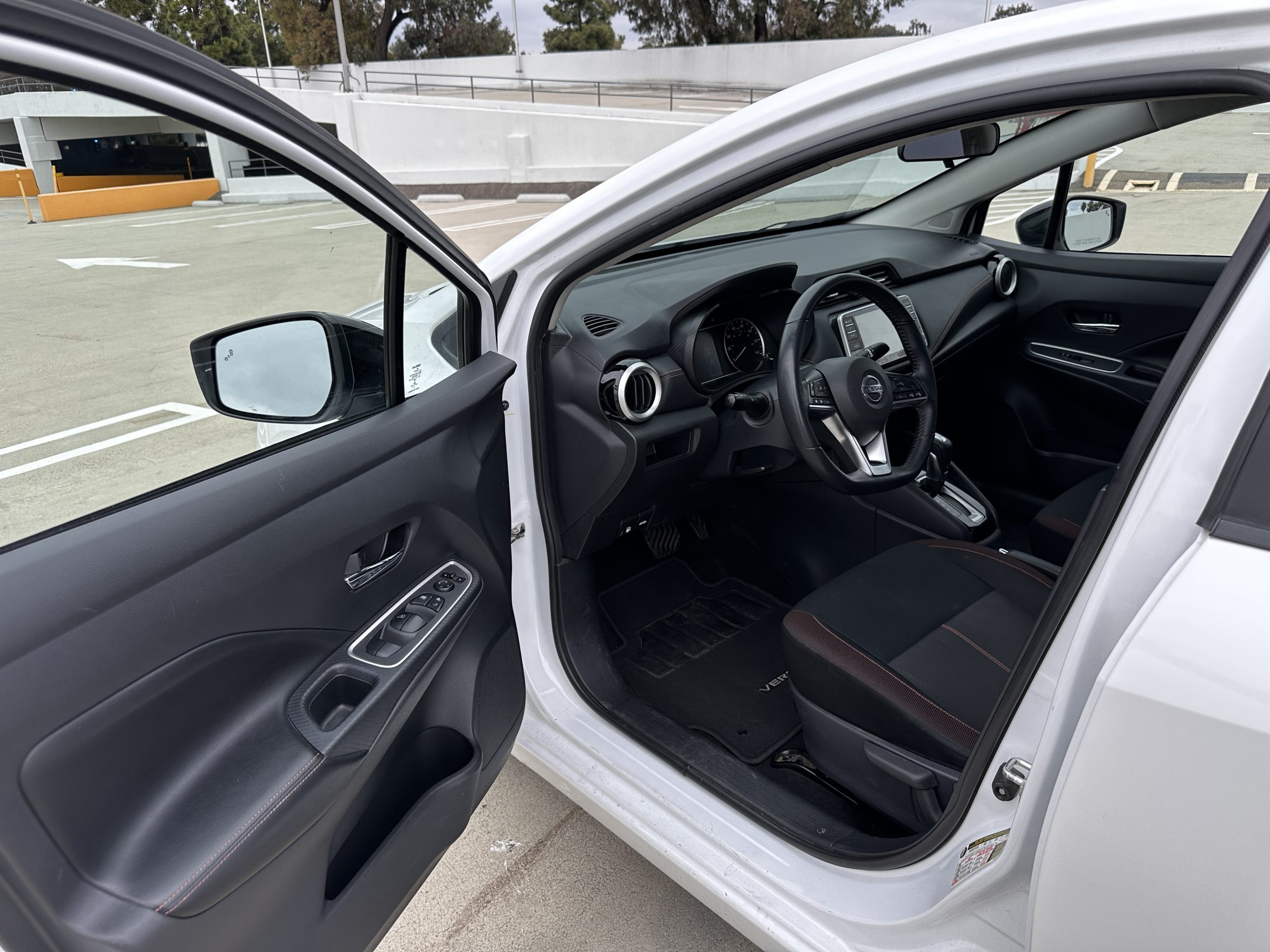 2020 Nissan Versa SR