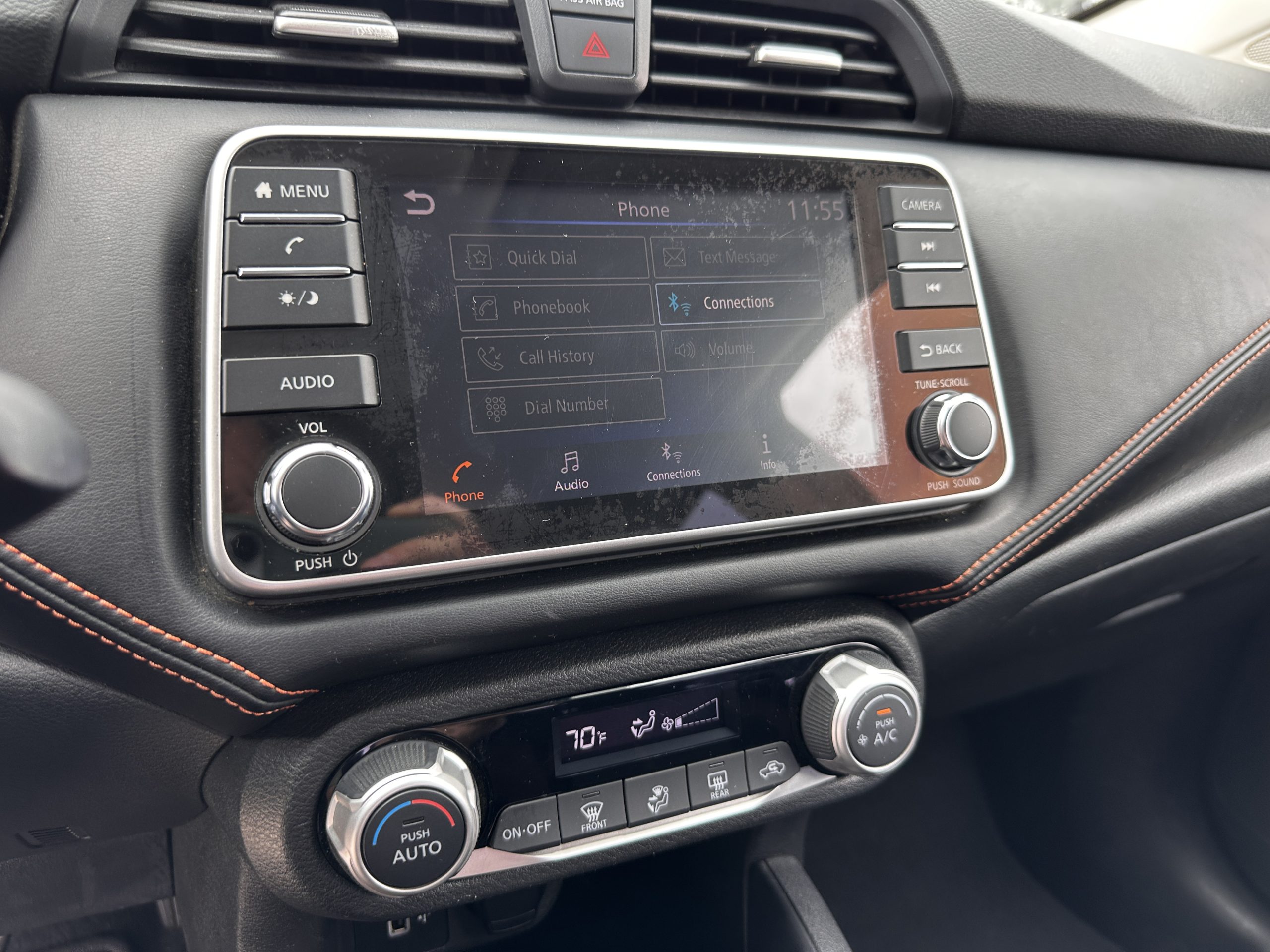 2020 Nissan Versa SR