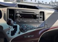 2014 Toyota Sienna XLE