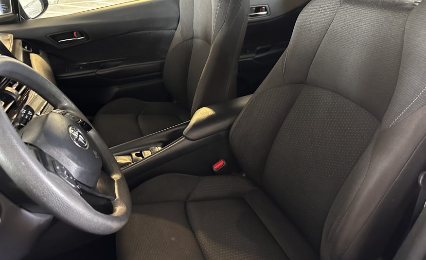 2019 Toyota CH-R LE