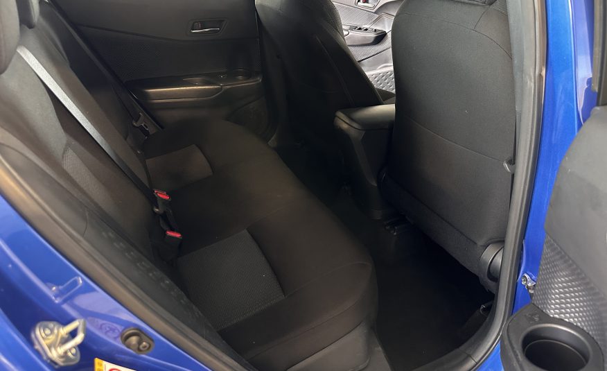 2019 Toyota CH-R LE