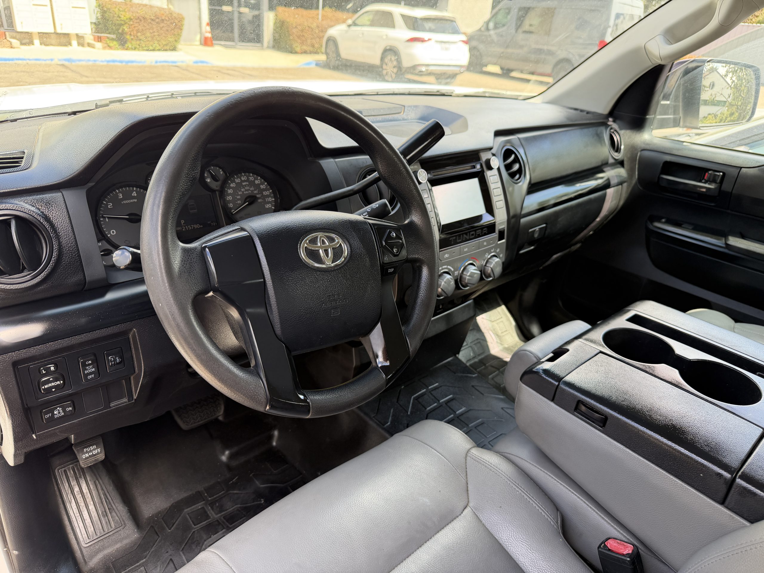 2015 Toyota Tundra SR - Photo 12