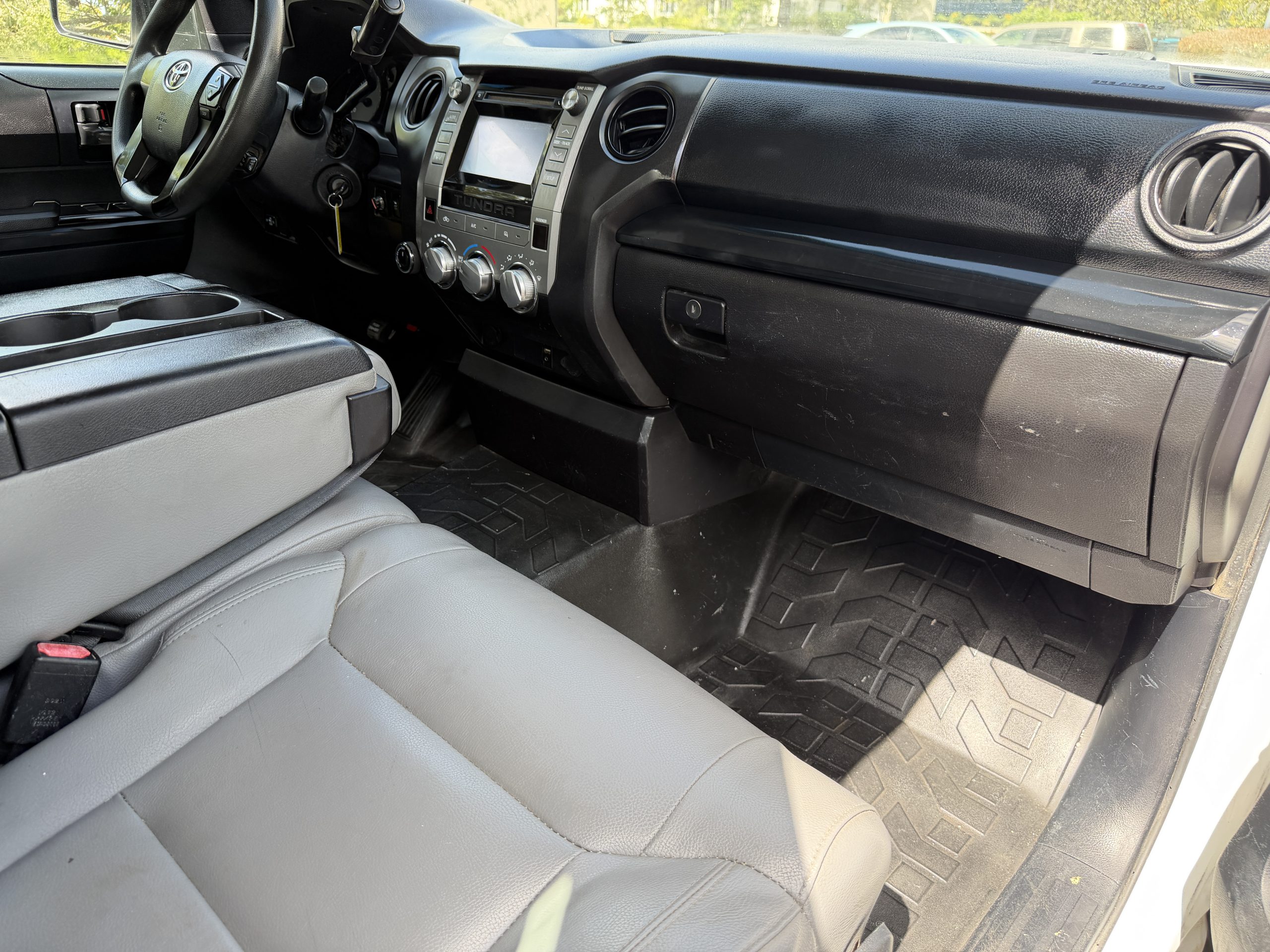 2015 Toyota Tundra SR - Photo 19